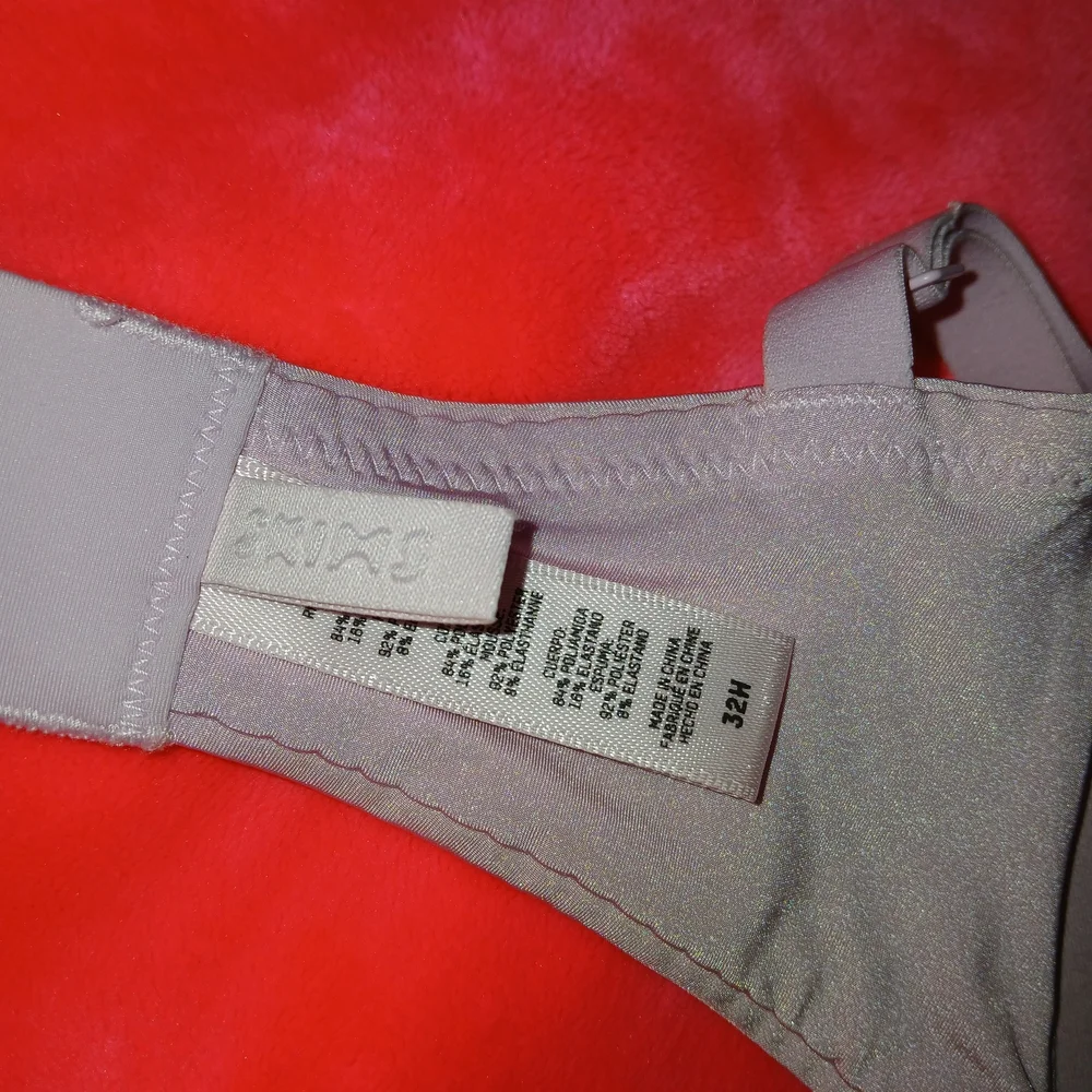 NWOT SKIMS Wireless Form Tshirt Light Blush Bra 32DDD (32H) - Picture 5 of 11